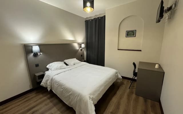 Hôtel Royal Montreuil - photo 1