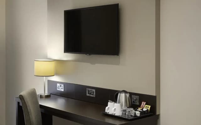 Premier Inn Manchester City Centre West - photo 5