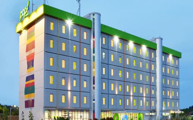 POP! Hotel Airport Jakarta - photo 1
