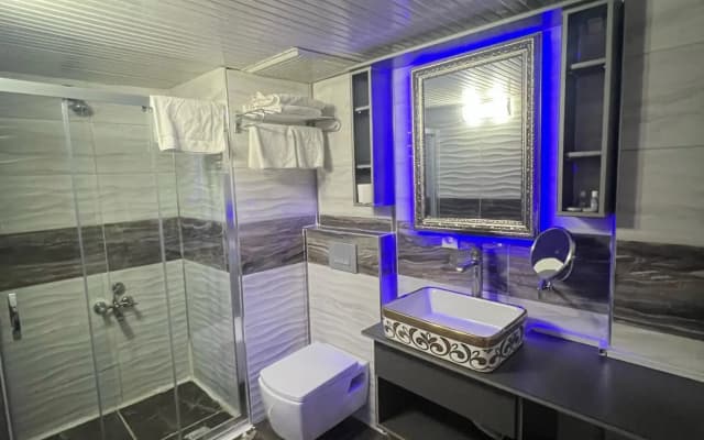 Unaten Otel - photo 6