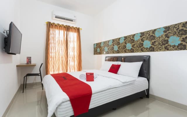 RedDoorz Plus @ Boulevard Residence BSD - photo 5