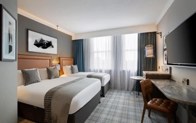 Leonardo Royal Hotel Edinburgh - photo 2