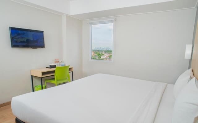 Hotel Citradream Bintaro - photo 13
