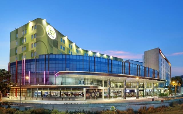 Zest Airport Jakarta by Swiss-Belhotel International - photo 1