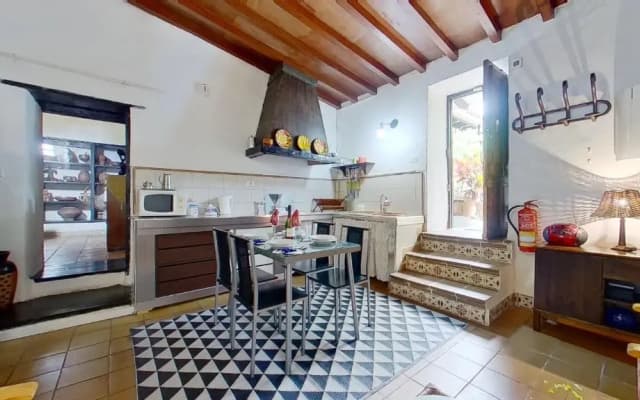 Charming 1-bed House in La Laguna - photo 5