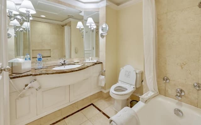 Hotel Gran Mahakam - photo 4