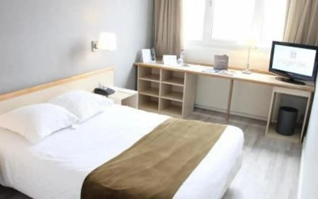 Hotel du Port - photo 1