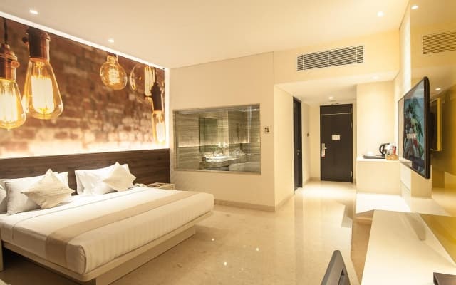 FM7 Resort Hotel - photo 1