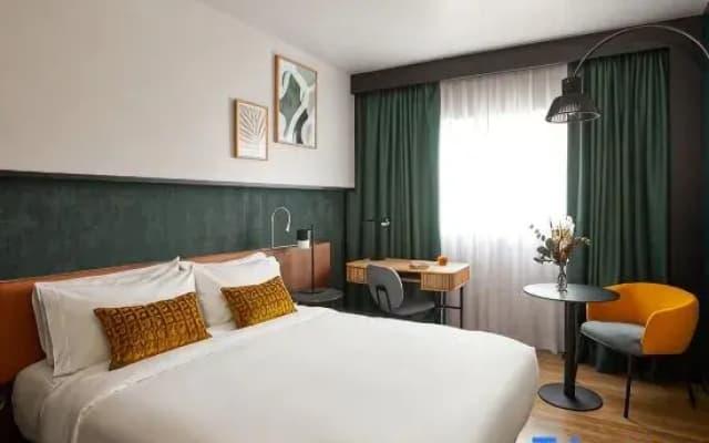Crowne Plaza Madrid - Centre Retiro by IHG - photo 12