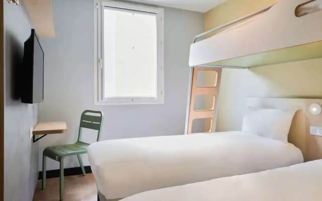 ibis budget Saint Maurice Hotel - photo 1
