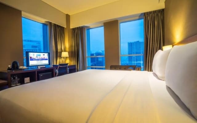 JS Luwansa Hotel and Convention Center - photo 3