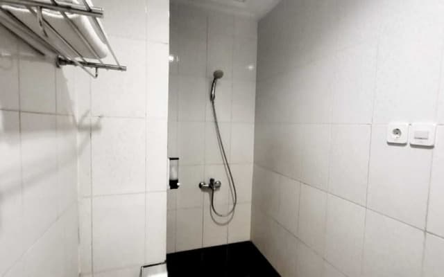Marilyn Hotel Serpong - photo 3