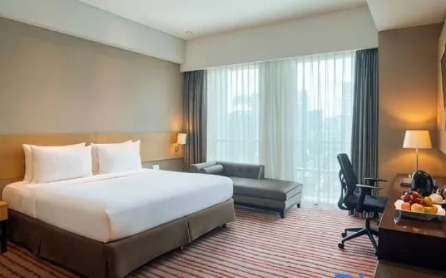 JS Luwansa Hotel and Convention Center - photo 8