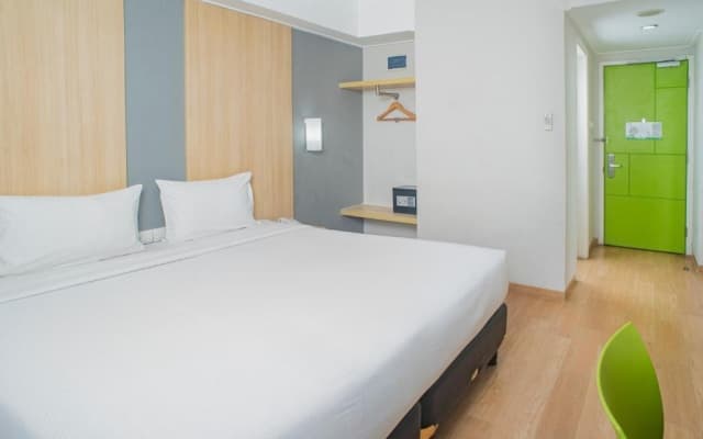 Hotel Citradream Bintaro - photo 7