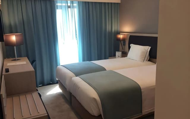 VIP Executive Zurique Hotel - photo 4