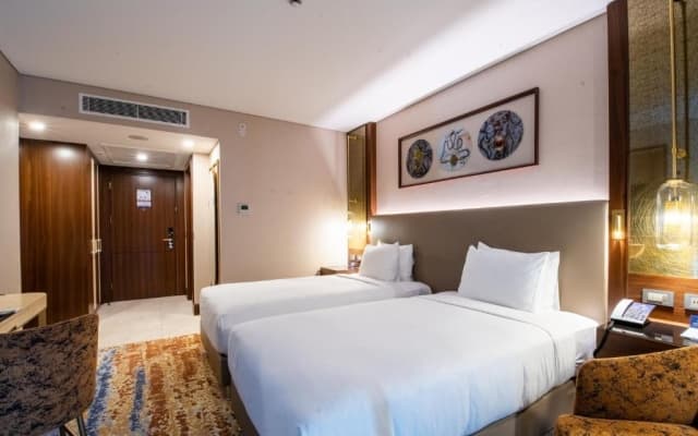 DoubleTree By Hilton Antalya City Centre - photo 2