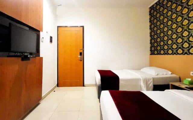 Marilyn Hotel Serpong - photo 7