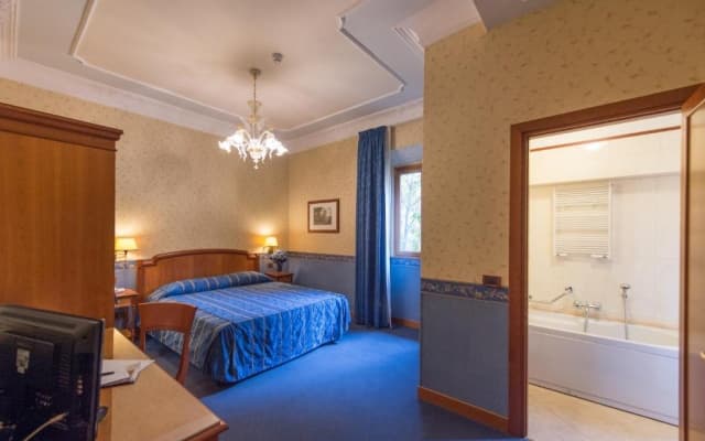 Diana Park Hotel - photo 1
