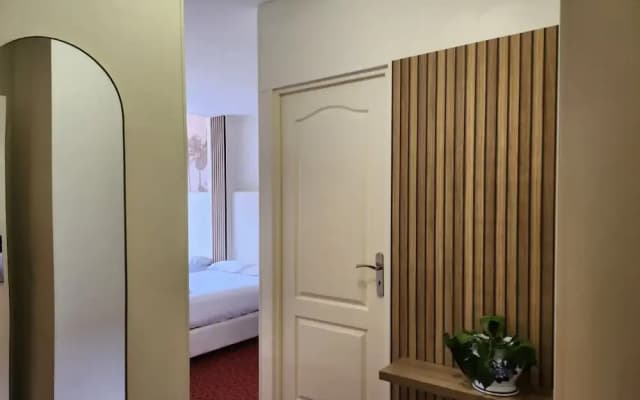 Hotel Grand Paris - photo 1