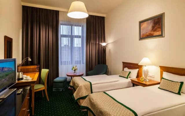Danubius Hotel Hungaria City Center - photo 2