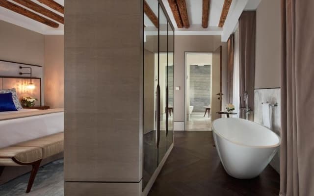 The St. Regis Venice Hotel - photo 4
