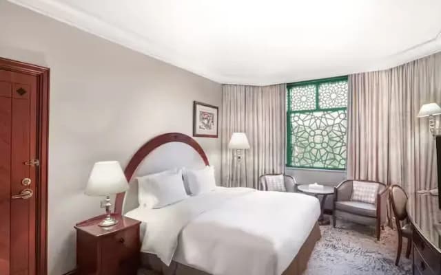 Madinah Hilton - photo 2
