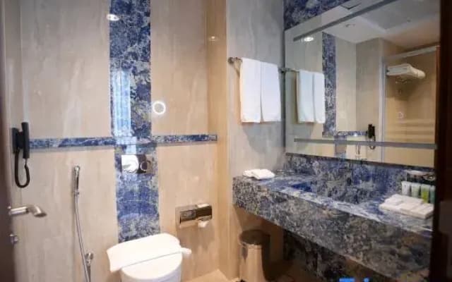 Peninsula Worth Hotel - photo 2
