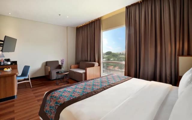 Swiss-Belhotel Airport Jakarta - photo 11