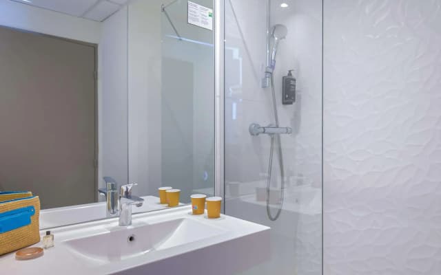 ibis Styles Cannes le Cannet - photo 7