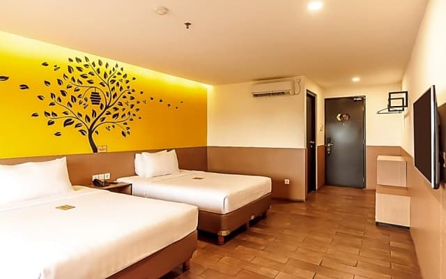 Yellow Bee Tangerang - photo 4