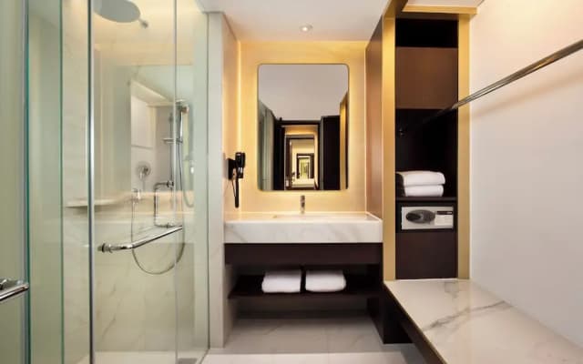 Atria Hotel Gading Serpong - photo 2