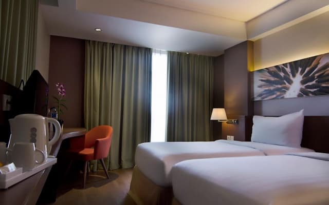 Soll Marina Hotel Serpong - photo 2