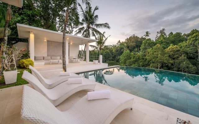 Magical Jungle Villa, 4 BR, Ubud With Staff - photo 7