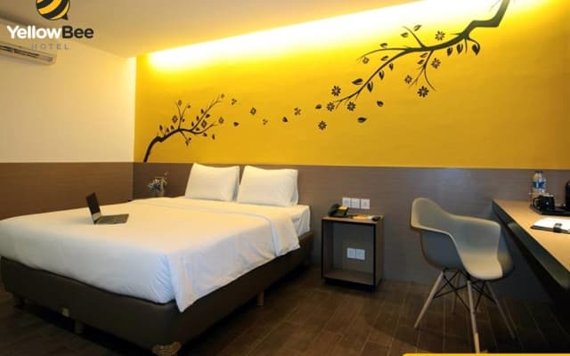 Yellow Bee Tangerang - photo 2