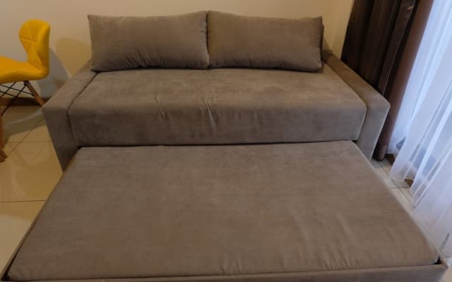 1BR Midtown Signature Apartment with Sofa Bed - photo 5