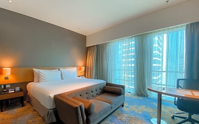JS Luwansa Hotel and Convention Center - photo 4
