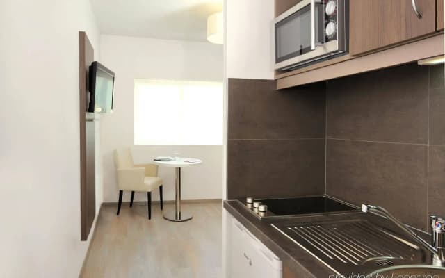 Residhome Neuilly Bords de Marne - photo 4