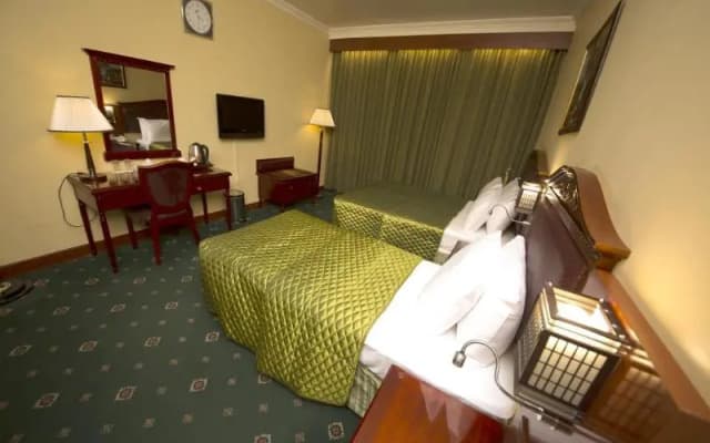 Mount Royal Hotel - photo 21