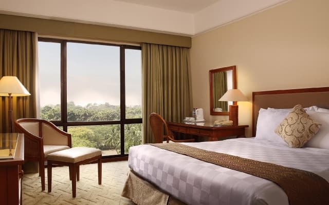 Aryaduta Lippo Village - photo 1