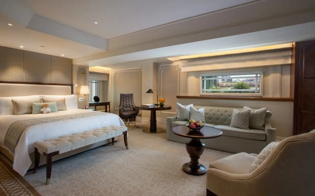 The Fullerton Hotel Singapore - photo 6