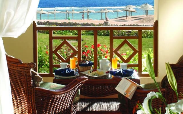 Charmillion Club Resort - photo 8