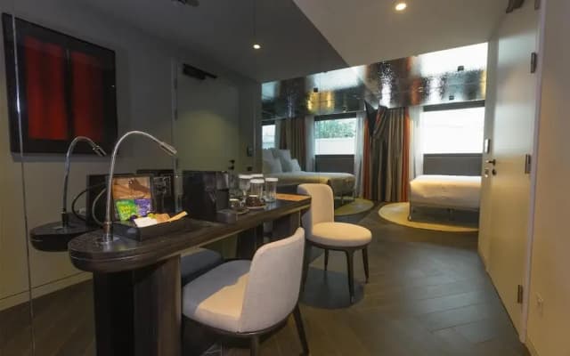 Adia Aluma Athens, Curio Collection By Hilton - photo 6