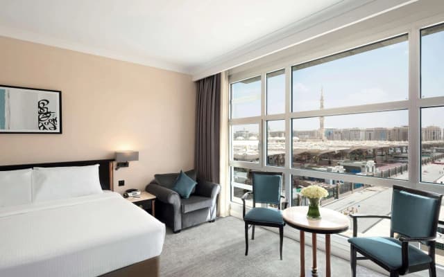 Anwar Al Madinah Mövenpick Hotel - photo 8