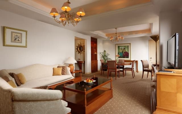Aryaduta Lippo Village - photo 3