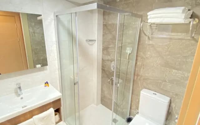 Hakcan Hotel - photo 4