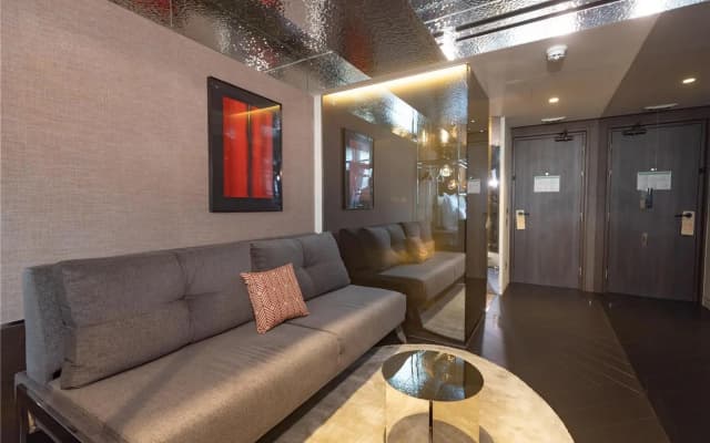 Adia Aluma Athens, Curio Collection By Hilton - photo 12