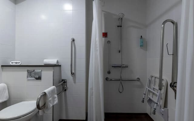 Travelodge Barcelona Poblenou - photo 4