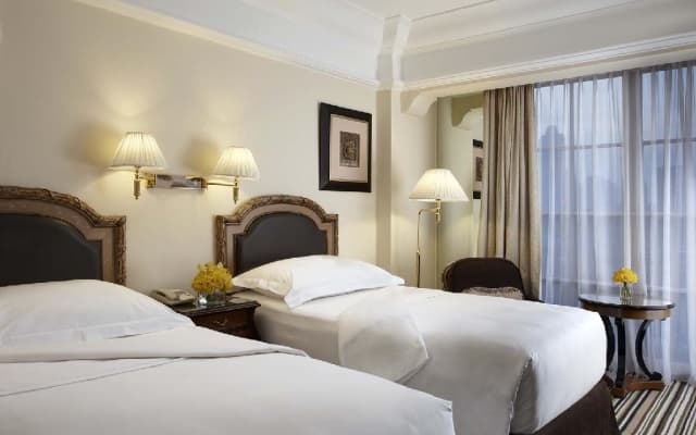 Hotel Gran Mahakam - photo 1
