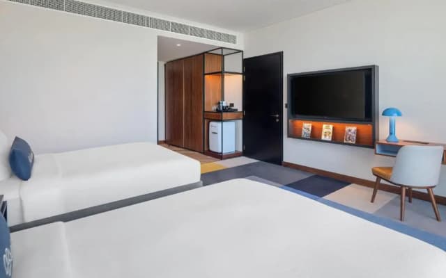 The WB Abu Dhabi, Curio Collection by Hilton Hotel - photo 4