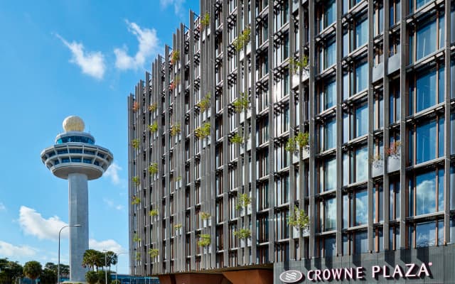 Crowne Plaza Changi Airport by IHG - photo 1